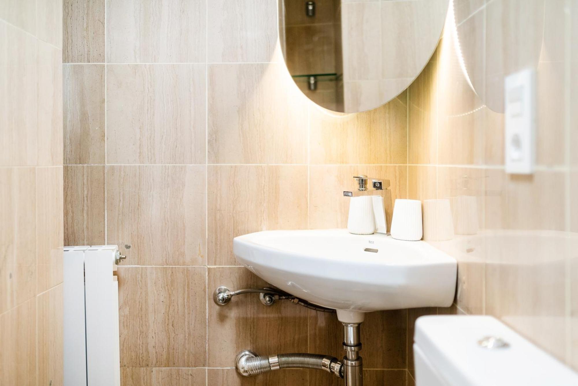 Moderno Apartamento En Granada Centro Dış mekan fotoğraf
